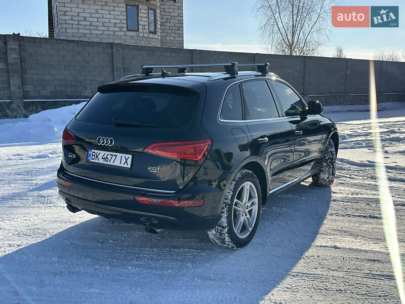 Внедорожник / Кроссовер Audi Q5 2016 в Сарнах