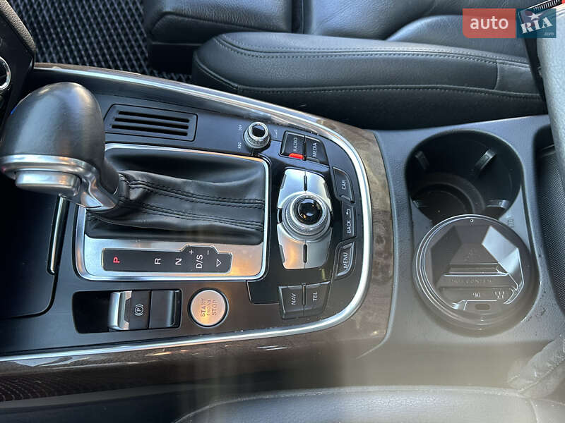 Внедорожник / Кроссовер Audi Q5 2016 в Сарнах