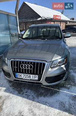 Внедорожник / Кроссовер Audi Q5 2011 в Сарнах