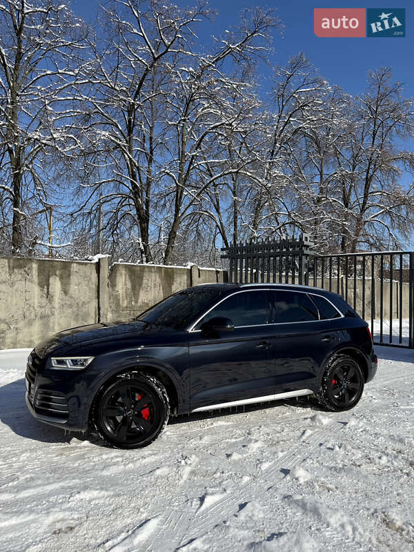 Внедорожник / Кроссовер Audi Q5 2018 в Полтаве