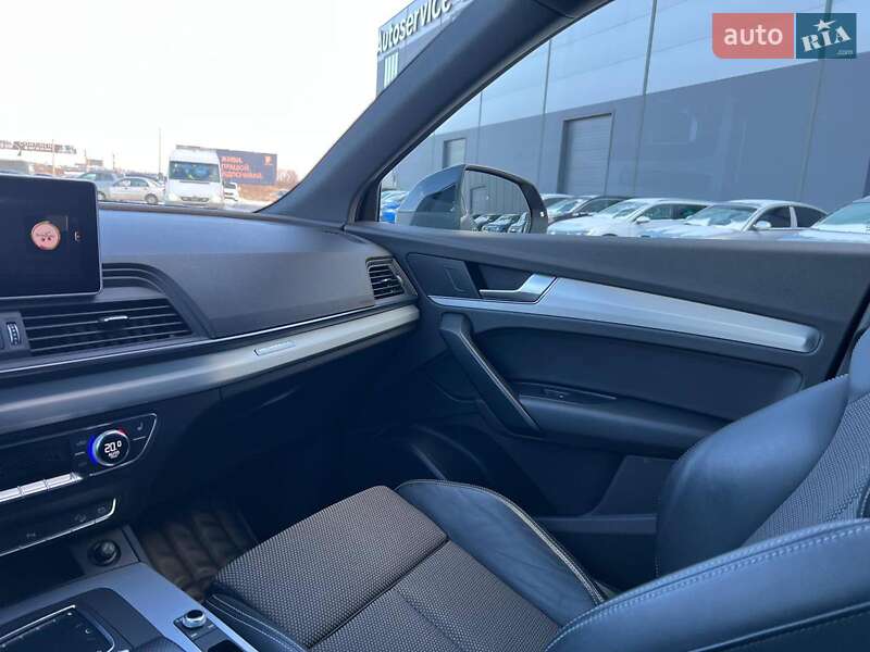 Позашляховик / Кросовер Audi Q5 2017 в Львові фото 33 Позашляховик / Кросовер Audi Q5 2017 в Львові