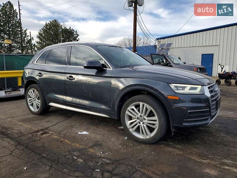 Внедорожник / Кроссовер Audi Q5 2020 в Львове