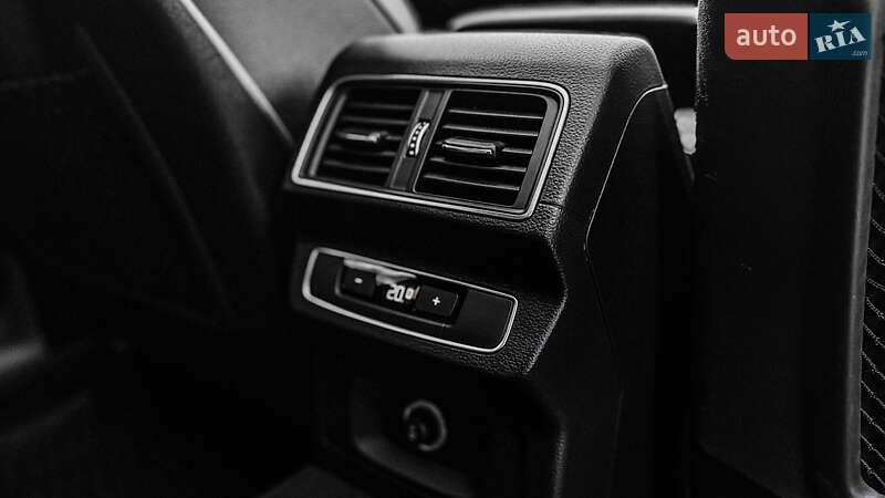 Позашляховик / Кросовер Audi Q5 2018 в Рівному