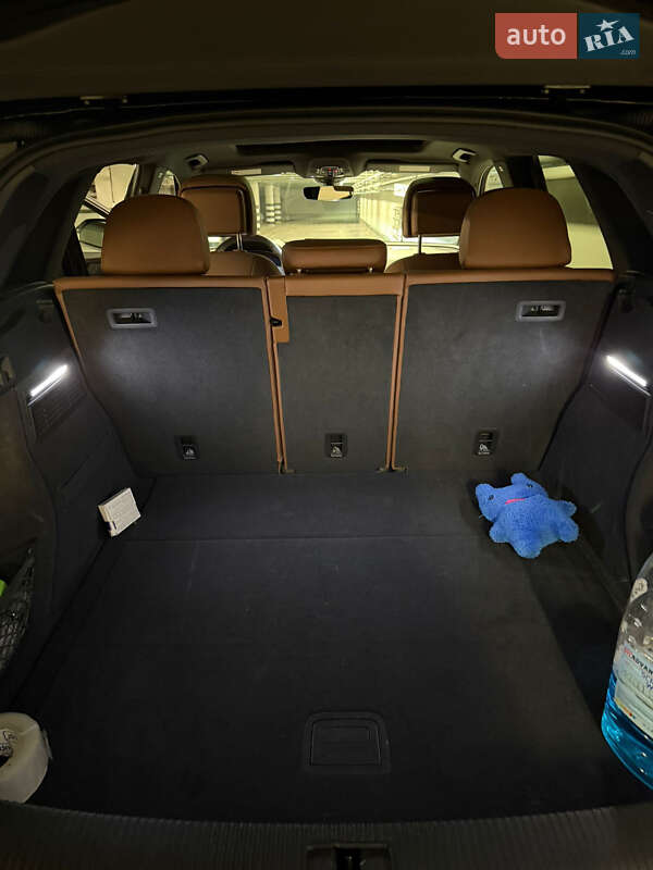 Внедорожник / Кроссовер Audi Q5 2023 в Киеве