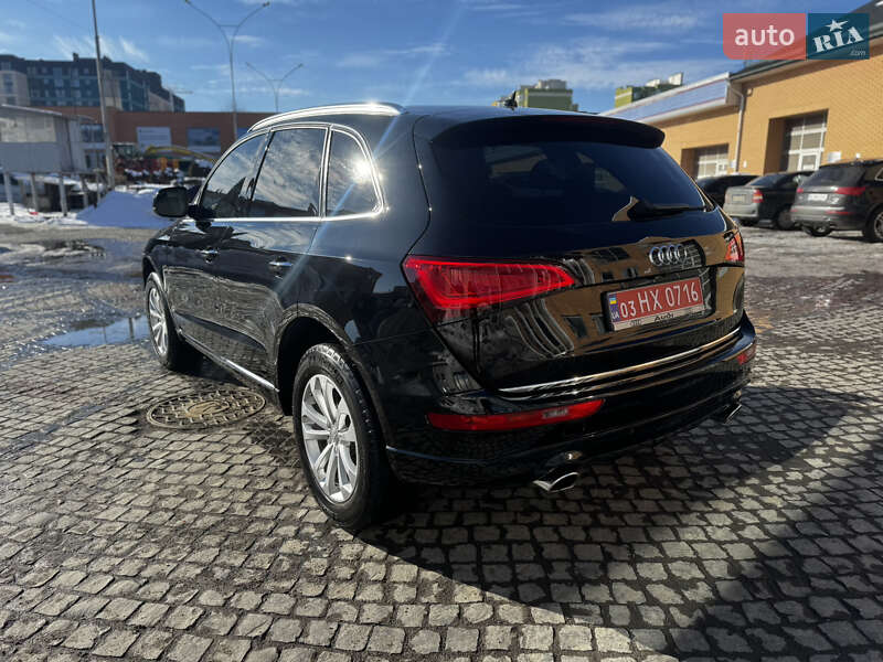 Позашляховик / Кросовер Audi Q5 2015 в Луцьку