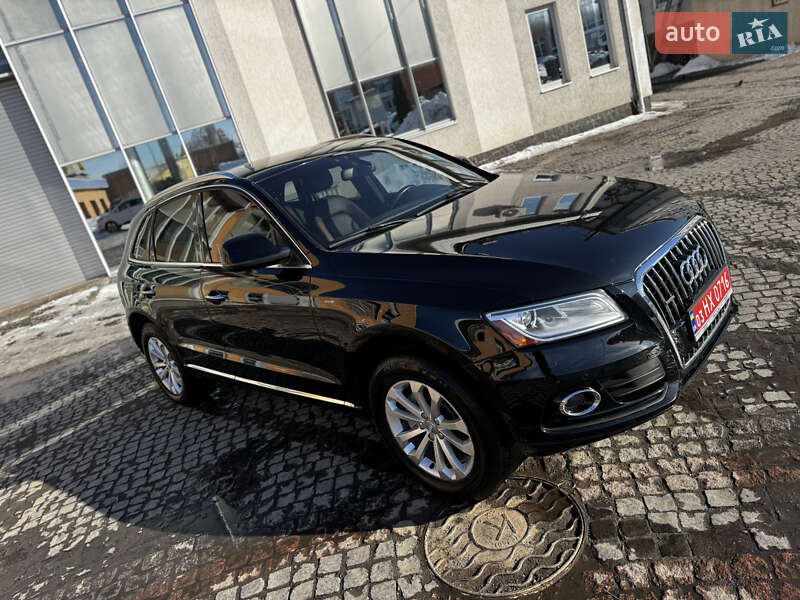 Позашляховик / Кросовер Audi Q5 2015 в Луцьку