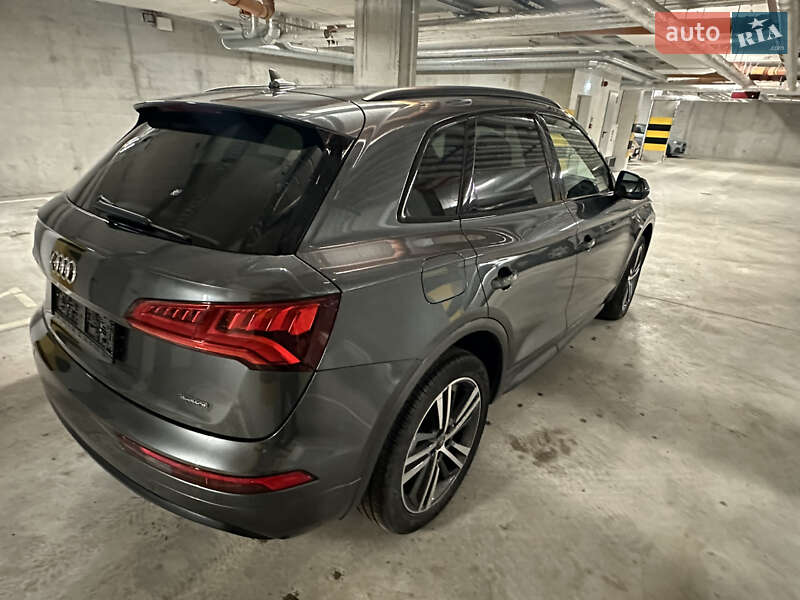 Внедорожник / Кроссовер Audi Q5 2019 в Киеве фото 10 Внедорожник / Кроссовер Audi Q5 2019 в Киеве