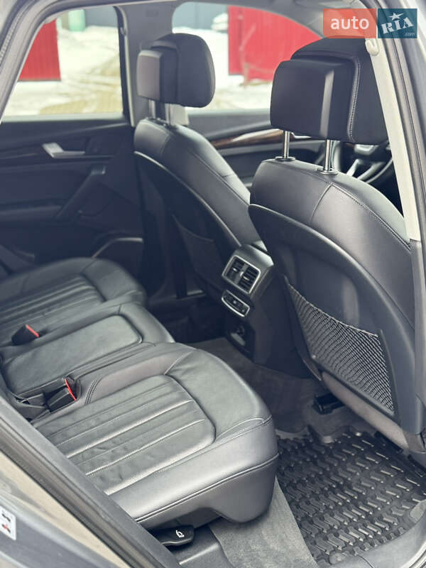 Внедорожник / Кроссовер Audi Q5 2018 в Владимире фото 84 Внедорожник / Кроссовер Audi Q5 2018 в Владимире