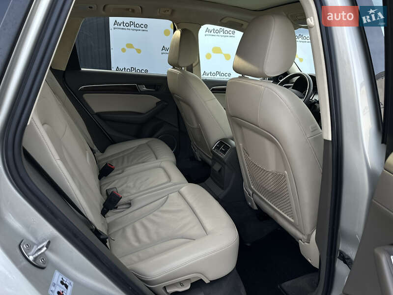 Позашляховик / Кросовер Audi Q5 2015 в Луцьку