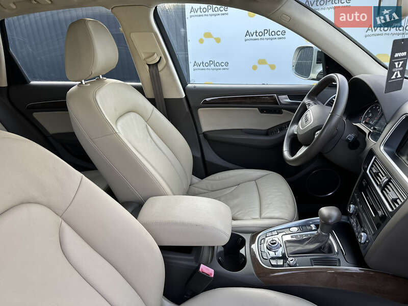 Позашляховик / Кросовер Audi Q5 2015 в Луцьку