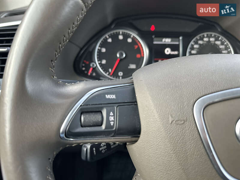 Позашляховик / Кросовер Audi Q5 2015 в Луцьку