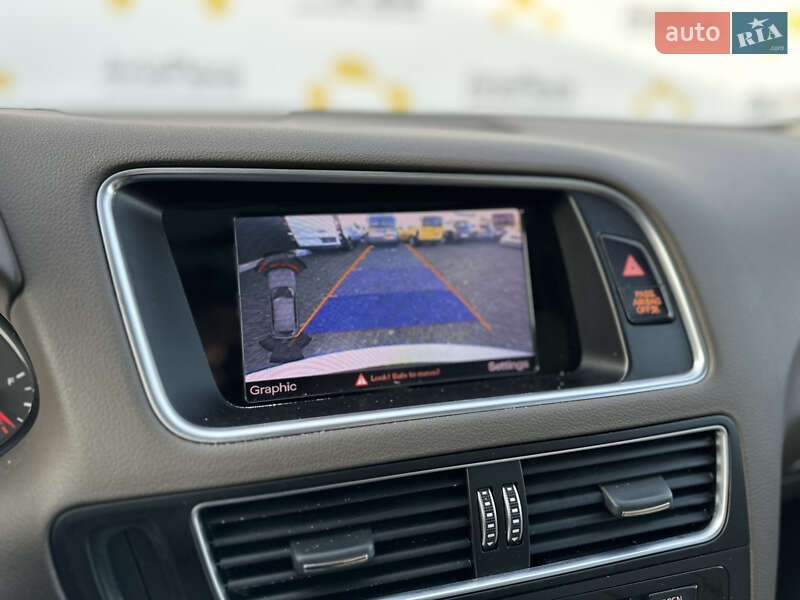 Позашляховик / Кросовер Audi Q5 2015 в Луцьку