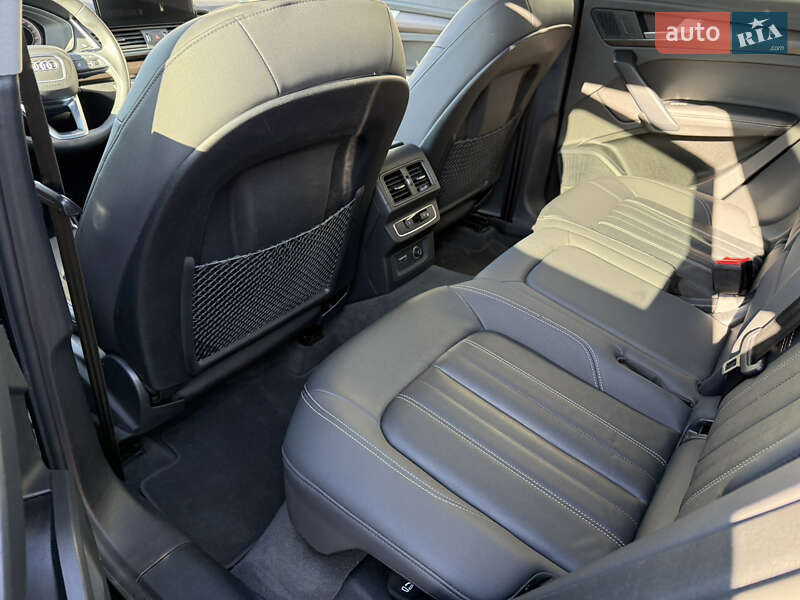 Внедорожник / Кроссовер Audi Q5 2020 в Стрые