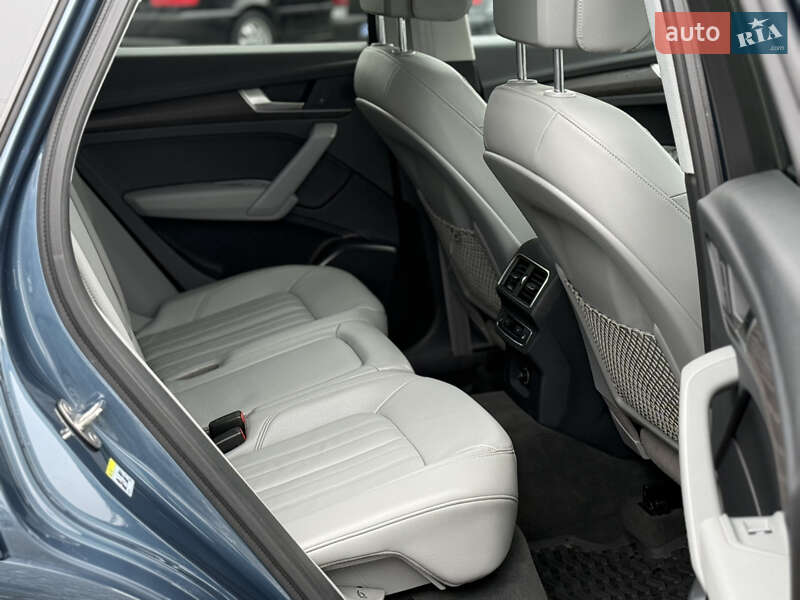 Позашляховик / Кросовер Audi Q5 2018 в Чернівцях фото 21 Позашляховик / Кросовер Audi Q5 2018 в Чернівцях