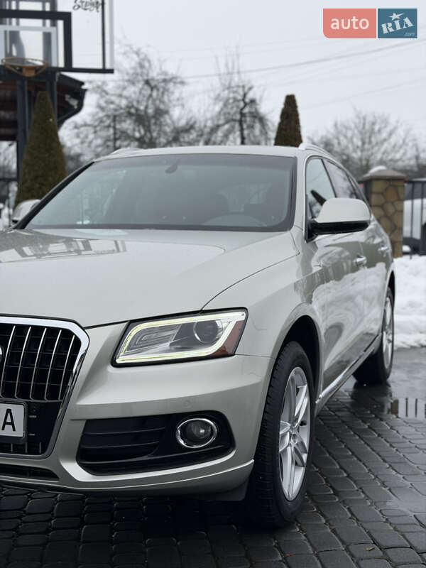 Позашляховик / Кросовер Audi Q5 2015 в Івано-Франківську