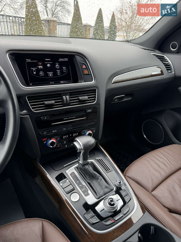 Позашляховик / Кросовер Audi Q5 2015 в Івано-Франківську