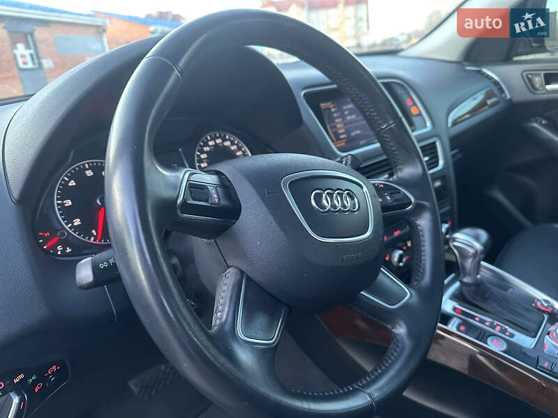 Внедорожник / Кроссовер Audi Q5 2015 в Дрогобыче