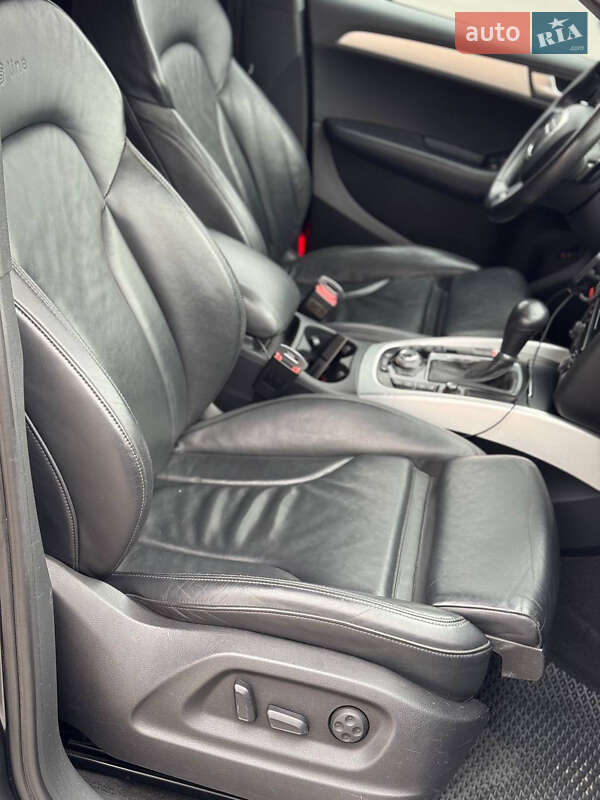 Позашляховик / Кросовер Audi Q5 2010 в Кам'янець-Подільському фото 24 Позашляховик / Кросовер Audi Q5 2010 в Кам'янець-Подільському