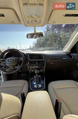Внедорожник / Кроссовер Audi Q5 2014 в Ахтырке
