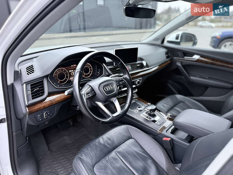 Позашляховик / Кросовер Audi Q5 2017 в Львові фото 17 Позашляховик / Кросовер Audi Q5 2017 в Львові