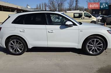 Внедорожник / Кроссовер Audi Q5 2021 в Киеве фото 5 Внедорожник / Кроссовер Audi Q5 2021 в Киеве
