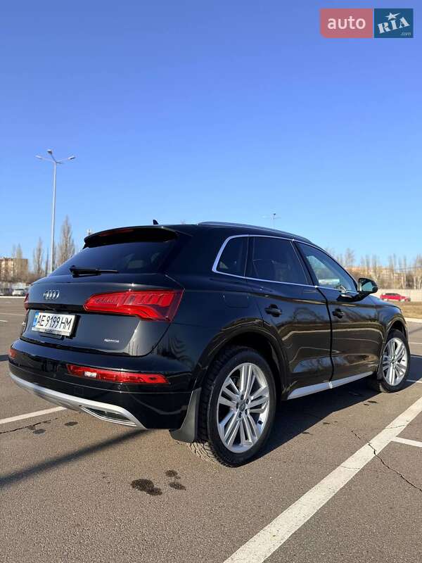 Позашляховик / Кросовер Audi Q5 2019 в Кривому Розі