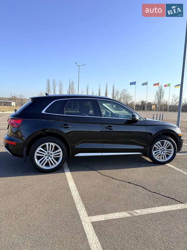 Позашляховик / Кросовер Audi Q5 2019 в Кривому Розі