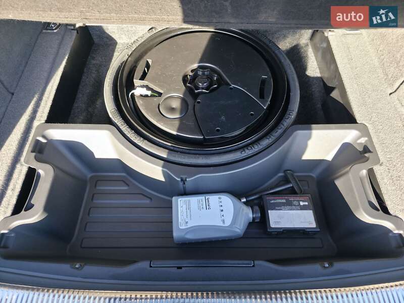 Внедорожник / Кроссовер Audi Q5 2015 в Киеве