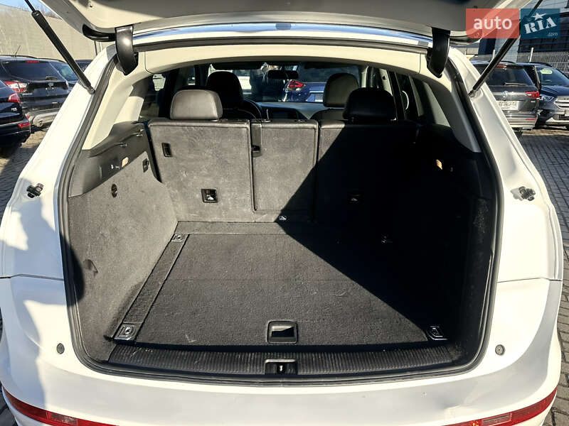 Позашляховик / Кросовер Audi Q5 2015 в Львові фото 15 Позашляховик / Кросовер Audi Q5 2015 в Львові