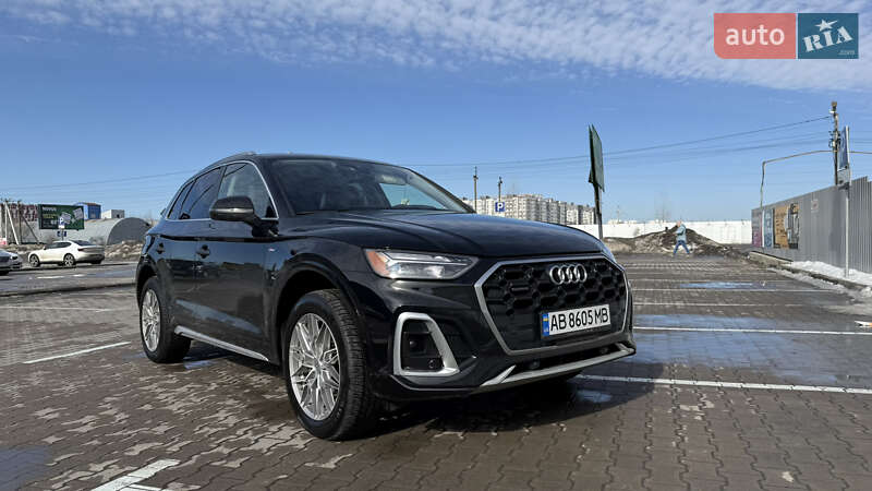 Позашляховик / Кросовер Audi Q5 2022 в Києві