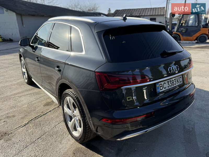 Позашляховик / Кросовер Audi Q5 2020 в Львові