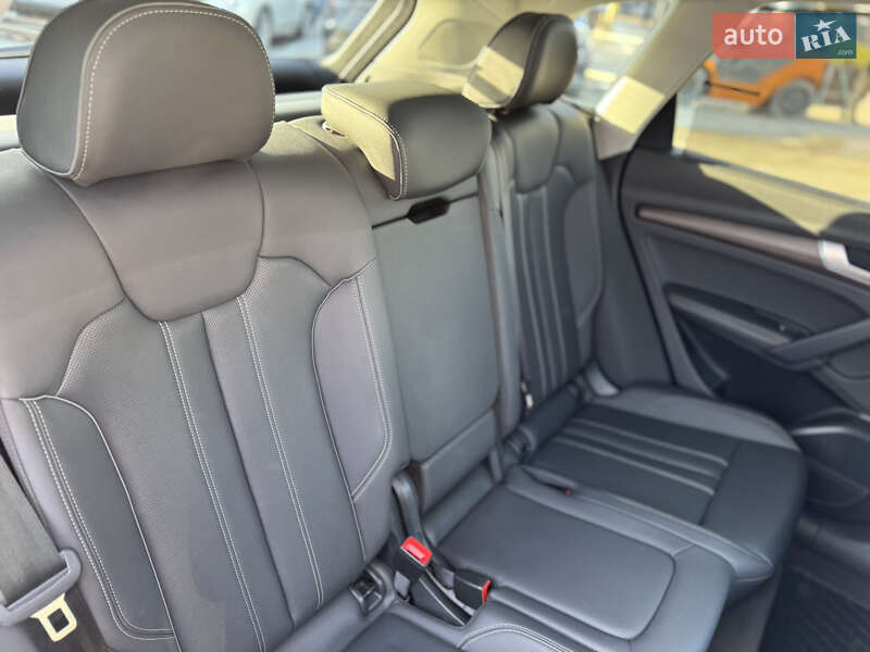 Позашляховик / Кросовер Audi Q5 2020 в Львові