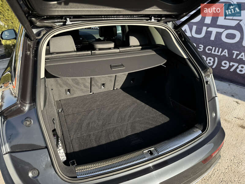 Позашляховик / Кросовер Audi Q5 2020 в Львові