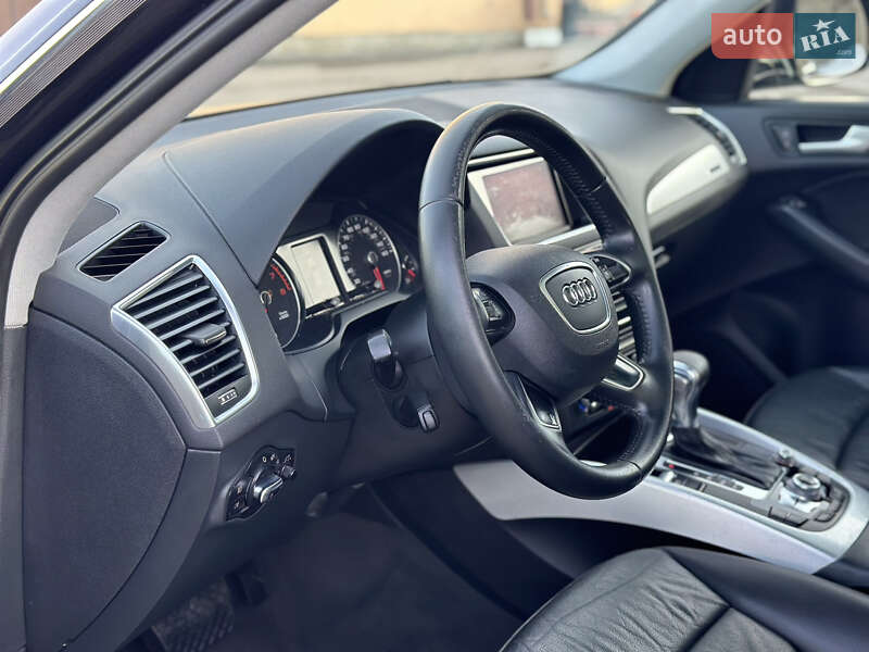 Позашляховик / Кросовер Audi Q5 2015 в Володимирі фото 34 Позашляховик / Кросовер Audi Q5 2015 в Володимирі