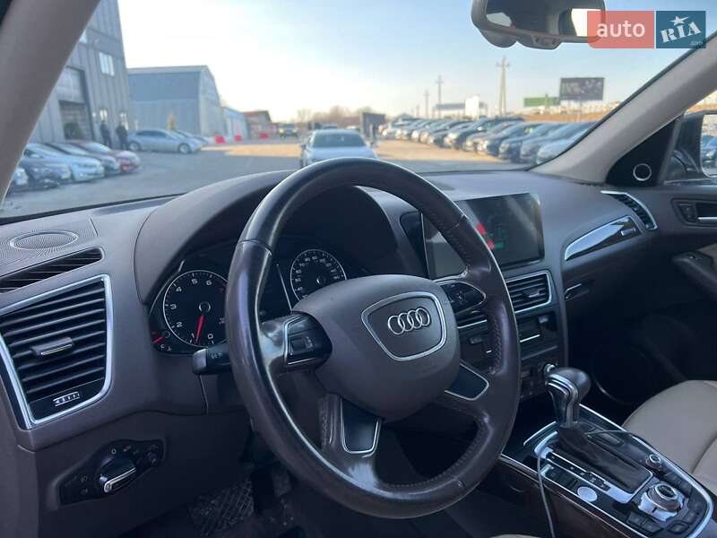 Позашляховик / Кросовер Audi Q5 2014 в Львові