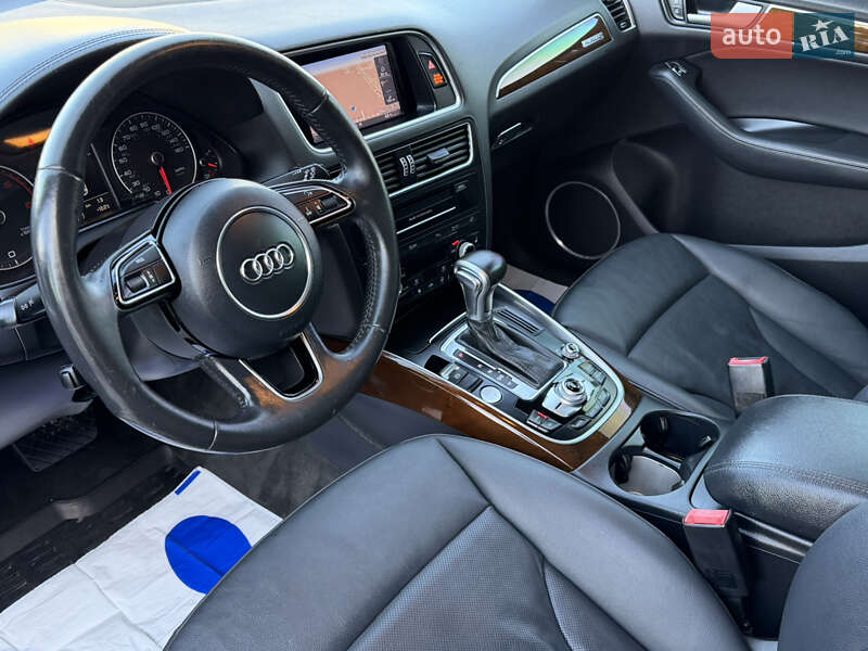 Позашляховик / Кросовер Audi Q5 2015 в Ковелі