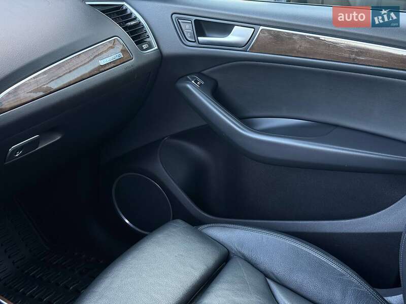 Позашляховик / Кросовер Audi Q5 2016 в Рівному фото 39 Позашляховик / Кросовер Audi Q5 2016 в Рівному