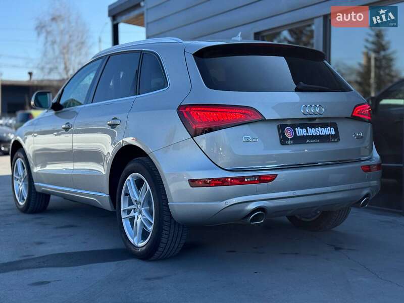 Внедорожник / Кроссовер Audi Q5 2015 в Ровно