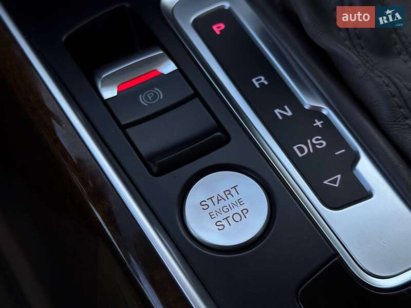 Внедорожник / Кроссовер Audi Q5 2015 в Ровно