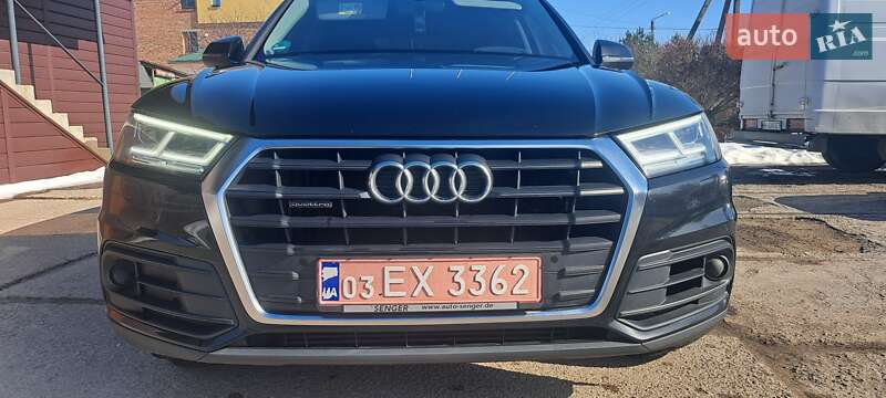 Позашляховик / Кросовер Audi Q5 2020 в Полтаві
