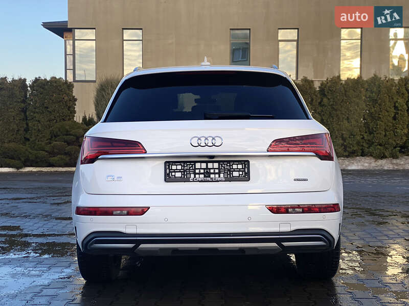 Внедорожник / Кроссовер Audi Q5 2021 в Луцке