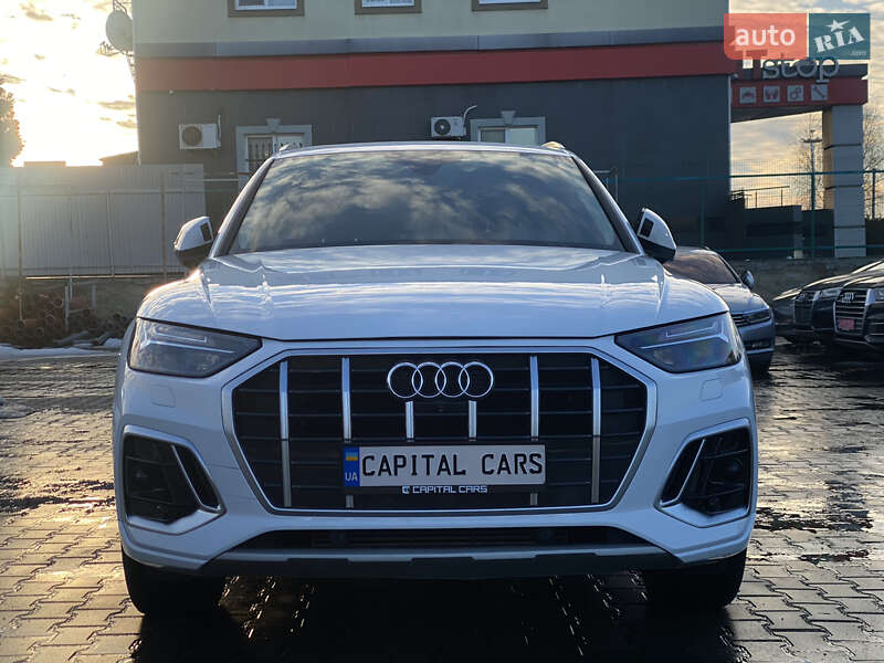 Внедорожник / Кроссовер Audi Q5 2021 в Луцке