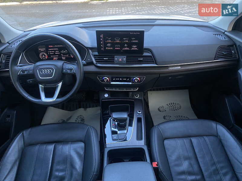 Внедорожник / Кроссовер Audi Q5 2021 в Луцке