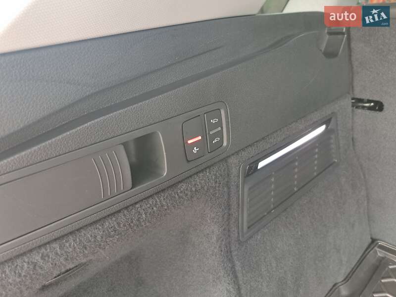 Позашляховик / Кросовер Audi Q5 2020 в Полтаві