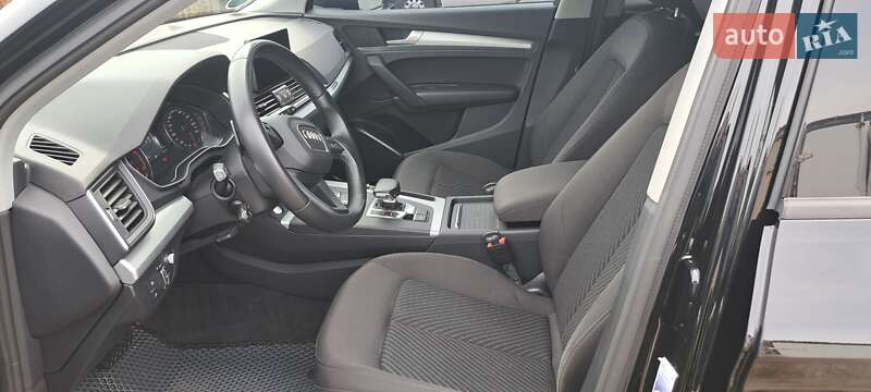 Позашляховик / Кросовер Audi Q5 2020 в Полтаві