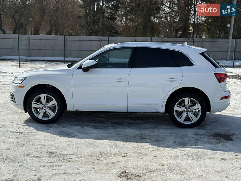Позашляховик / Кросовер Audi Q5 2018 в Києві фото 4 Позашляховик / Кросовер Audi Q5 2018 в Києві