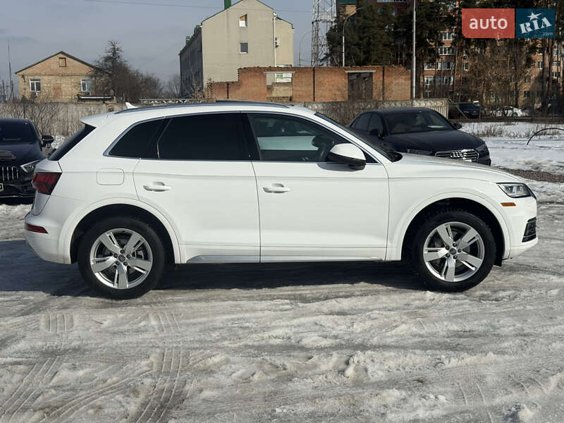 Позашляховик / Кросовер Audi Q5 2018 в Києві фото 8 Позашляховик / Кросовер Audi Q5 2018 в Києві