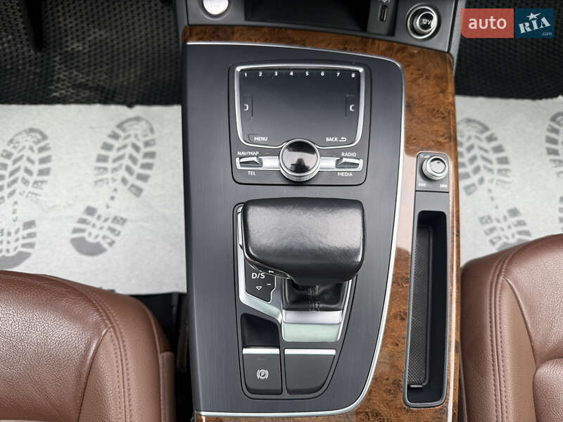 Позашляховик / Кросовер Audi Q5 2017 в Житомирі фото 22 Позашляховик / Кросовер Audi Q5 2017 в Житомирі