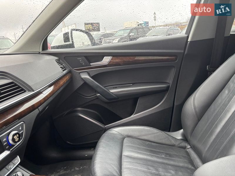 Внедорожник / Кроссовер Audi Q5 2019 в Львове