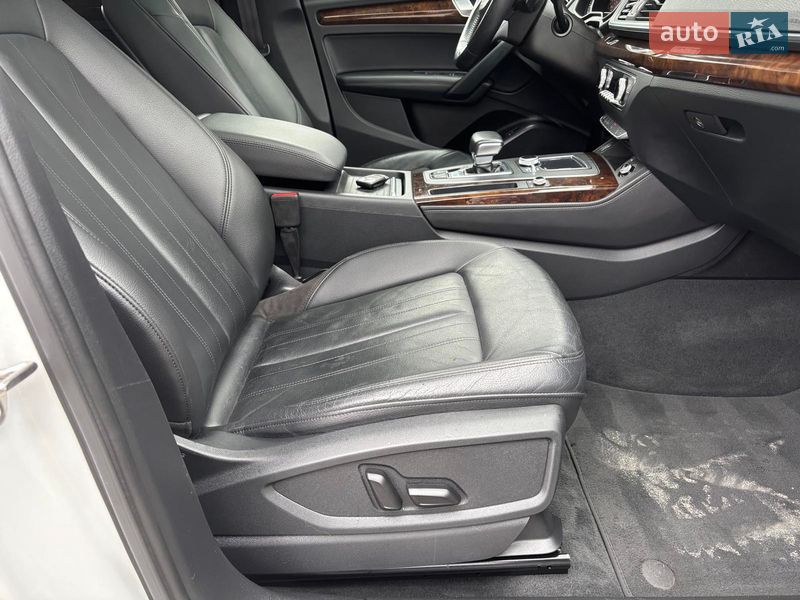 Внедорожник / Кроссовер Audi Q5 2019 в Львове